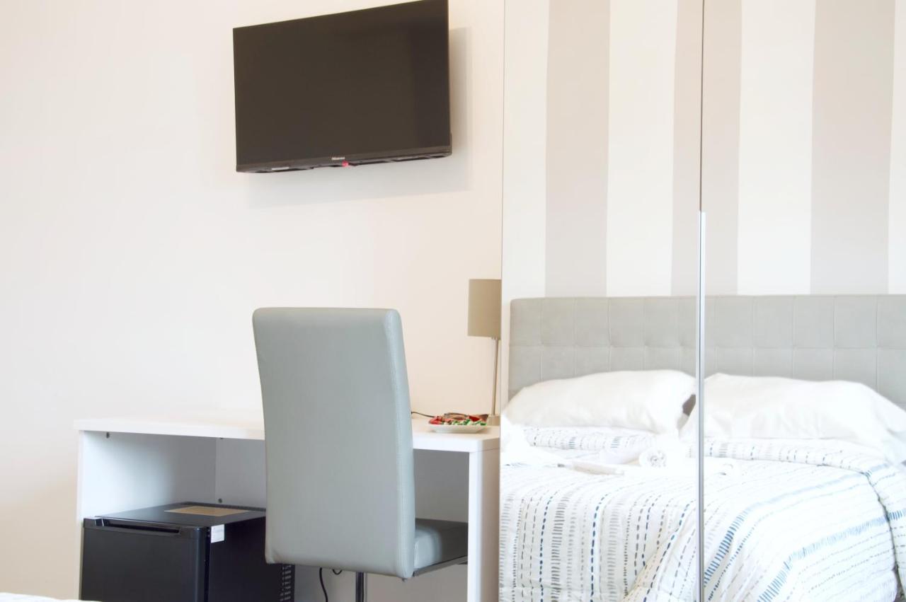 بافيا Minerva Rooms المظهر الخارجي الصورة